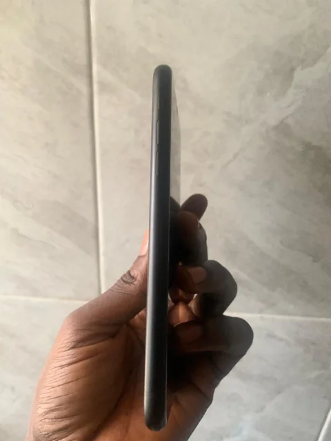 ‎Uk Used iPhone XR