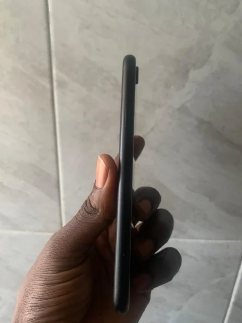 ‎Uk Used iPhone XR