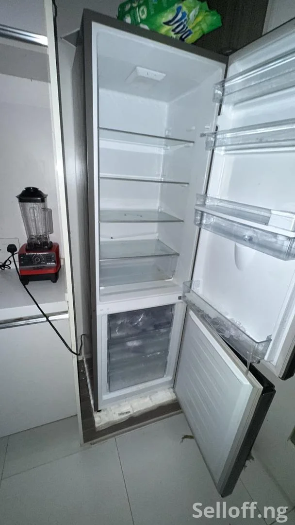 305 liters Hisense refrigerator for sale