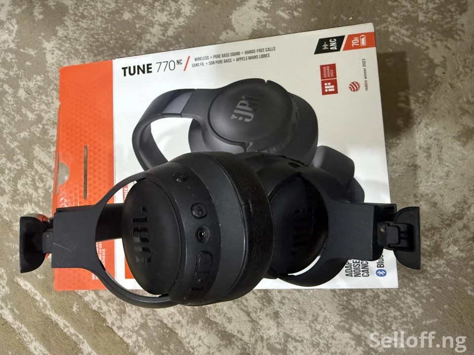 JBL TUNE770NC