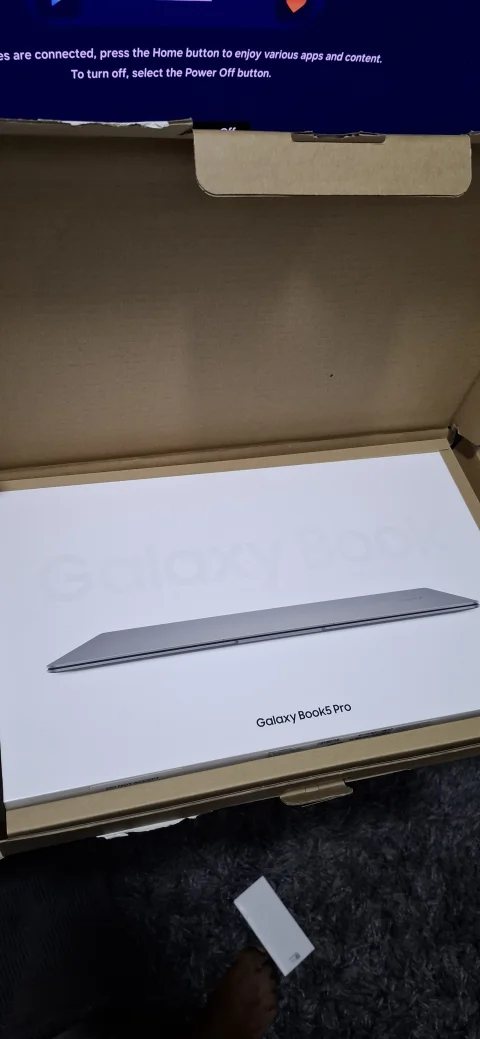 Samsung book 5 pro 3