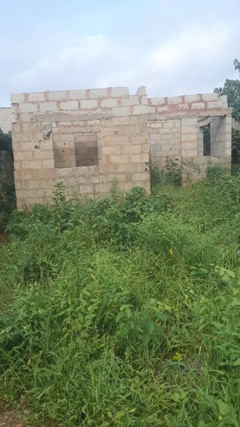 2 Bedroom Bungalow For Sale