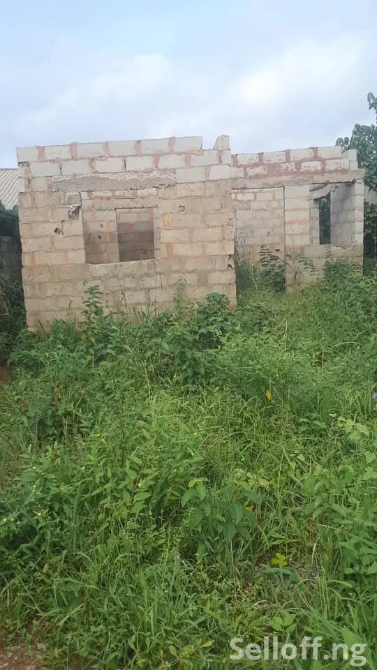 2 Bedroom Bungalow For Sale