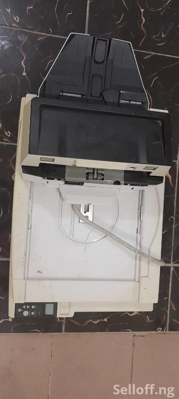 Fujitsu Fi-7700 Commercial Scanner