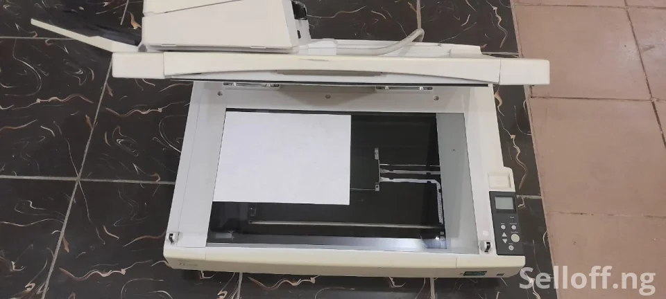 Fujitsu Fi-7700 Commercial Scanner