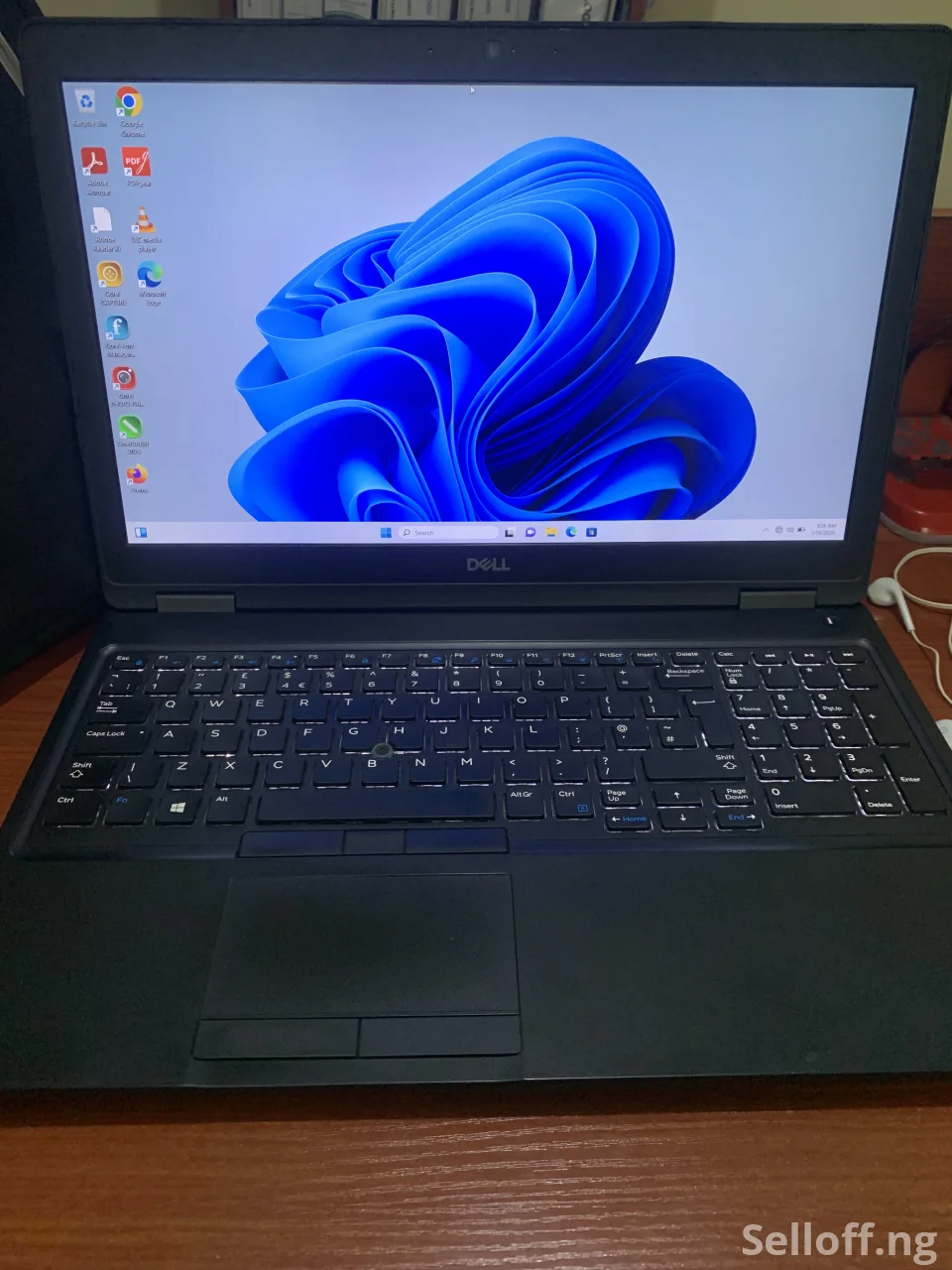 I have this dell latitude 5590 for sale