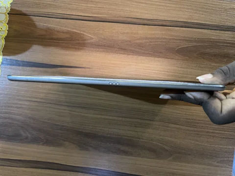 32GB Apple iPad Pro 9.7 inches, WiFi + Cellular