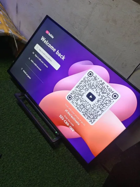 50 inches UK used Smart TV 3