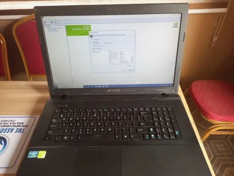 ASUS LAPTOP 3