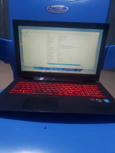 Lenovo Y50-70 gaming laptop 8gb RAM, Core i6, 500gb SSD