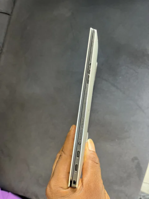 Dell XPS 13 9370 with Face ID 3