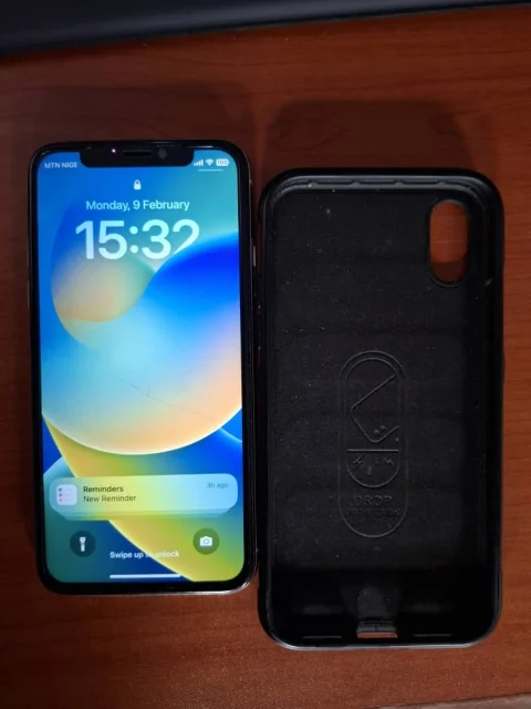 Apple Iphone X (user owned) 7