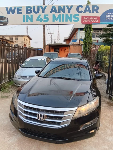 HONDA CROSSTOUR 2010 8