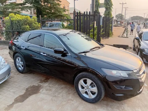 HONDA CROSSTOUR 2010 7