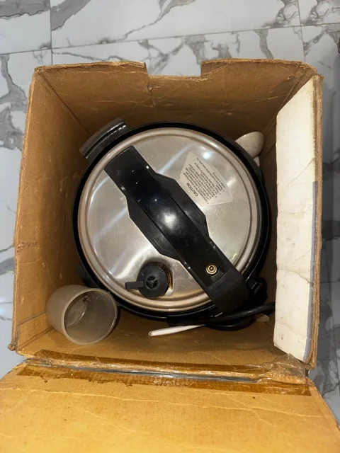 Used electric Pressure pot/rice cooker