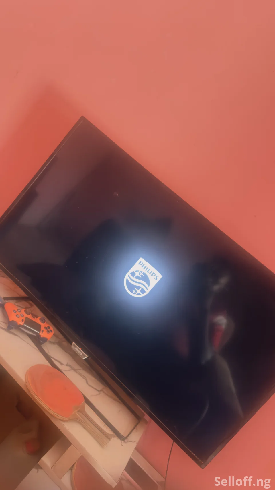 Phillips 42 inches smart tv