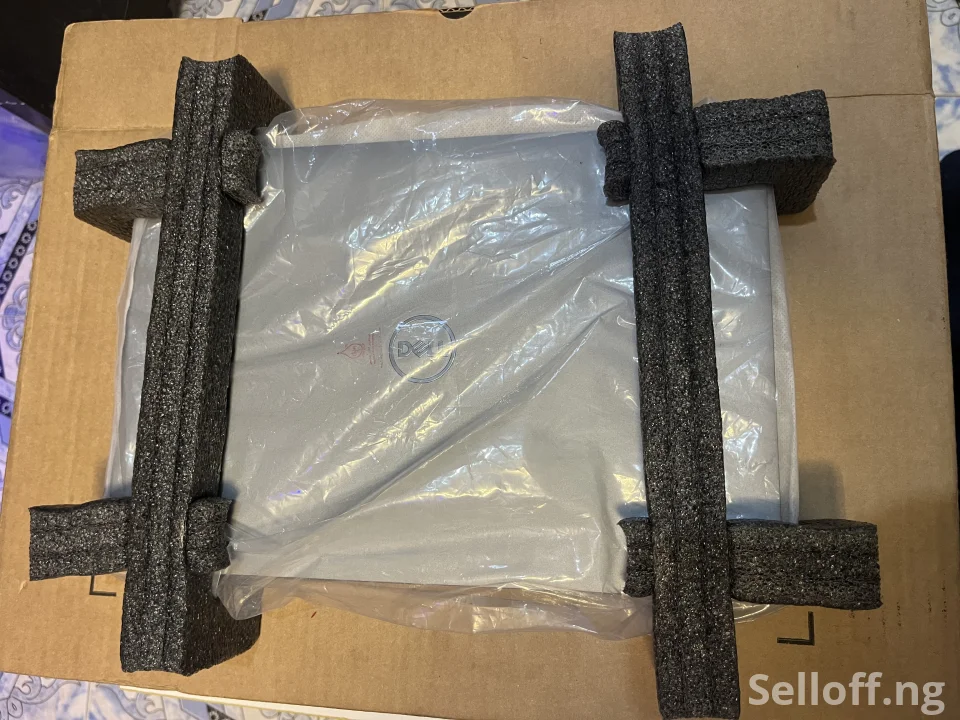 Dell Latitude 5310 Touchscreen 10th Generation Open Box