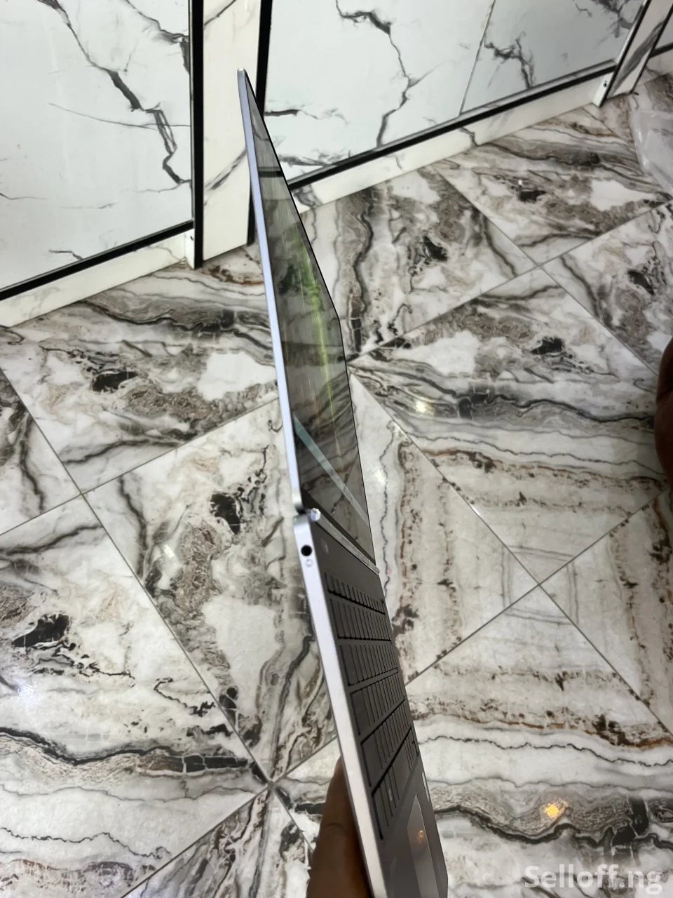 HP Folio G1 Touchscreen, very slim