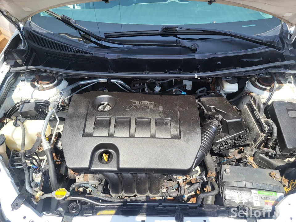 Pontiac Vibe 2010 (Foreign Used) | Fuel Efficient & Smooth Ride