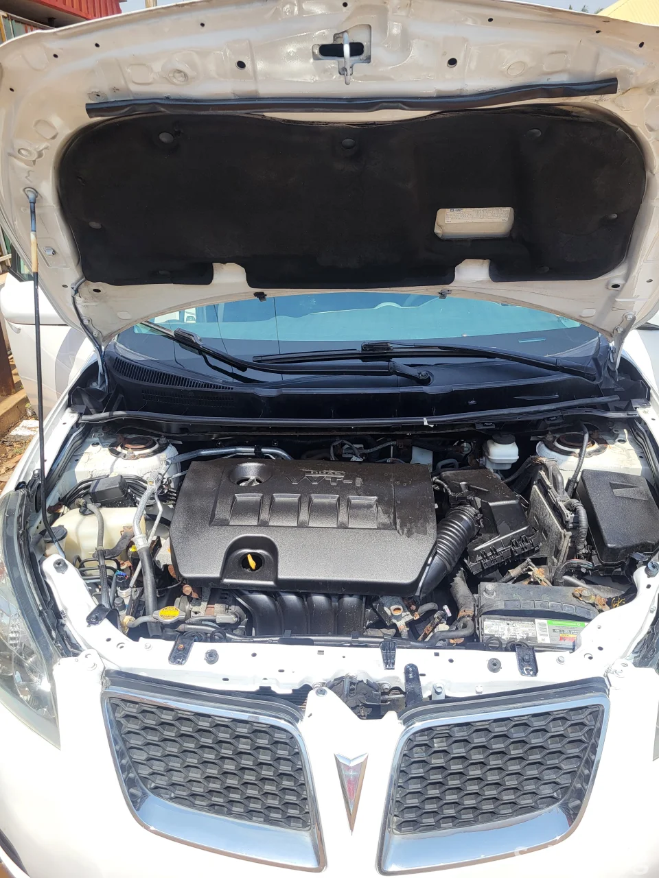 Pontiac Vibe 2010 (Foreign Used) | Fuel Efficient & Smooth Ride