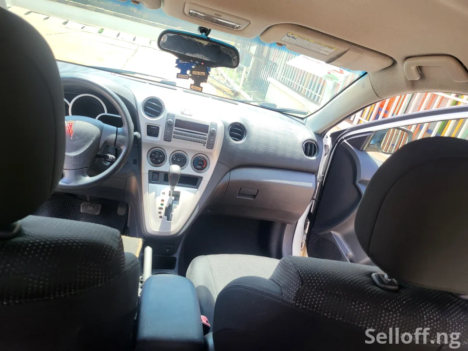 Pontiac Vibe 2010 (Foreign Used) | Fuel Efficient & Smooth Ride