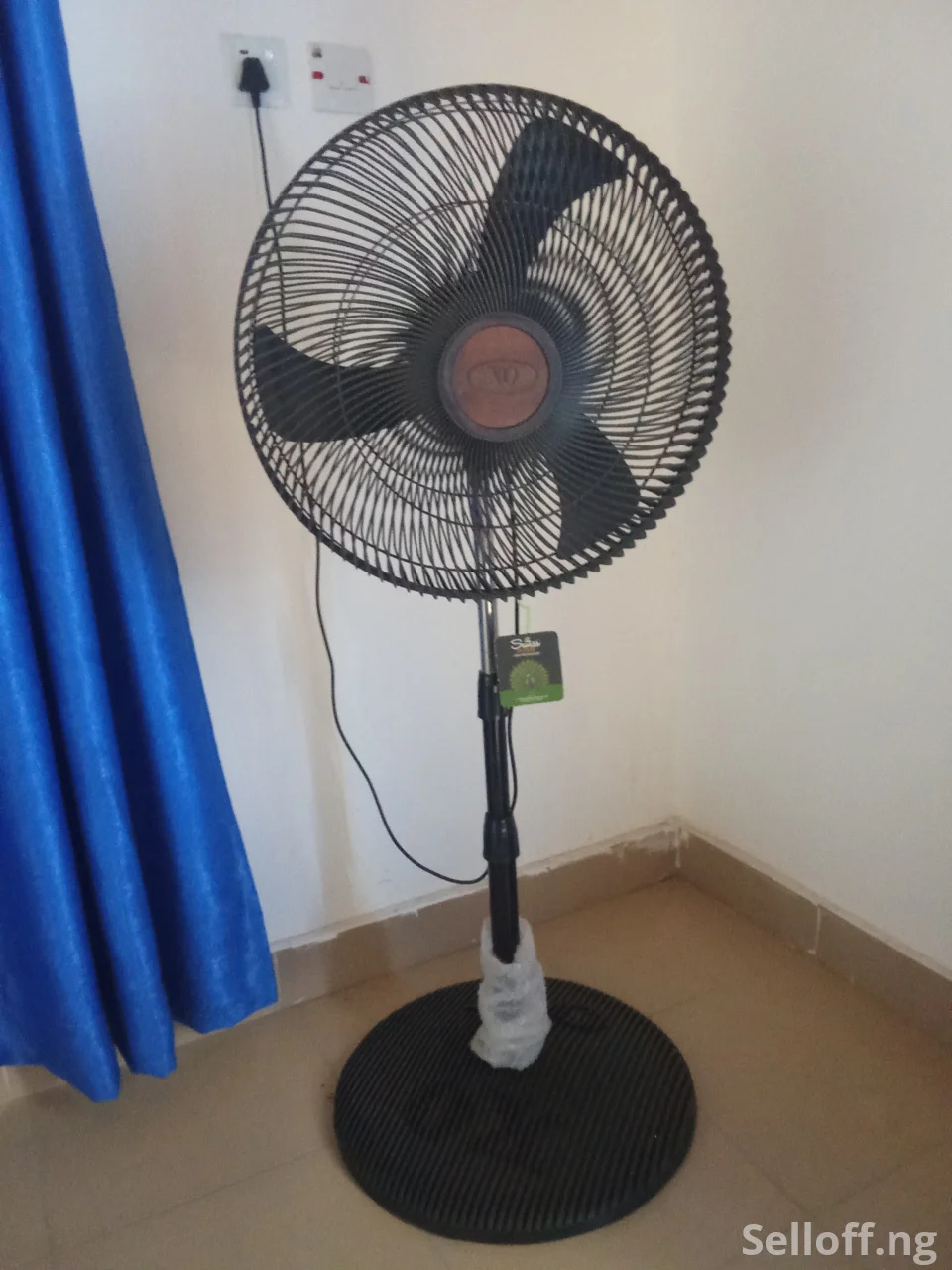 OX 18 Standing Fan Black
