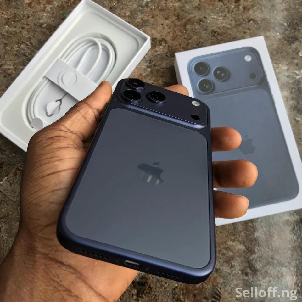 Iphone 17 pro max dubai version