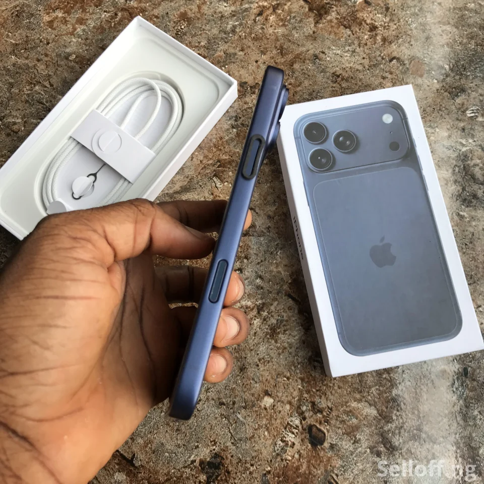 Iphone 17 pro max dubai version