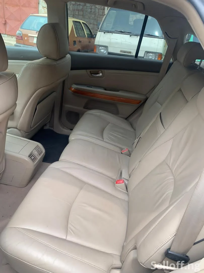 For Sale: Tokunbo Lexus Rx 350