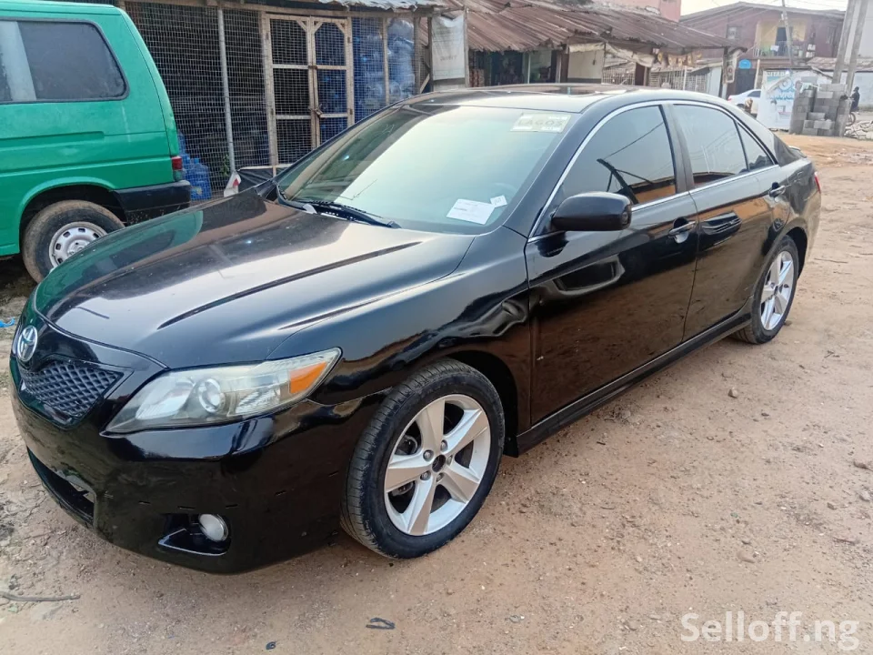 TOYOTA CAMRY 2011 SE