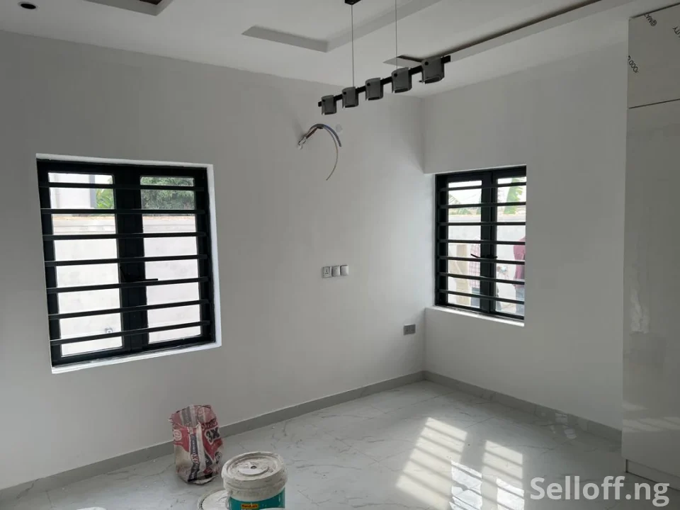 For Sale: Luxury 2 units of 5 Bedroom Duplex