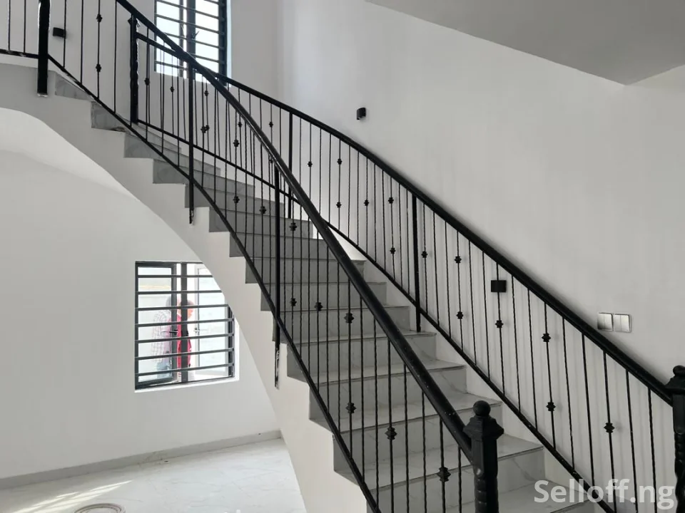 For Sale: Luxury 2 units of 5 Bedroom Duplex