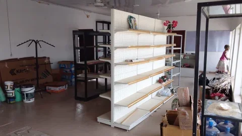 To Let: An open space for all commercial purpose.