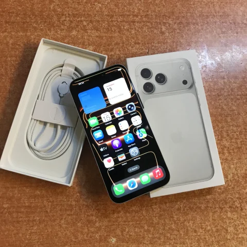 iphone 16 pro max dubai android version