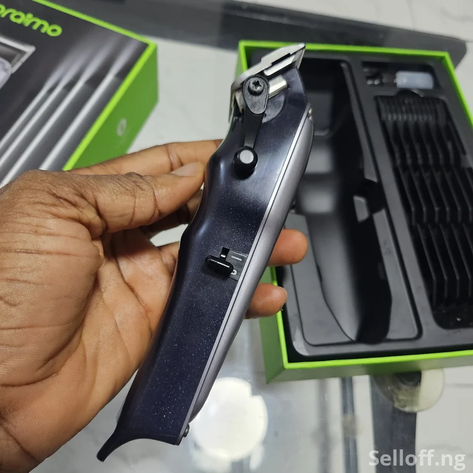 Oraimo smart clipper 2c
