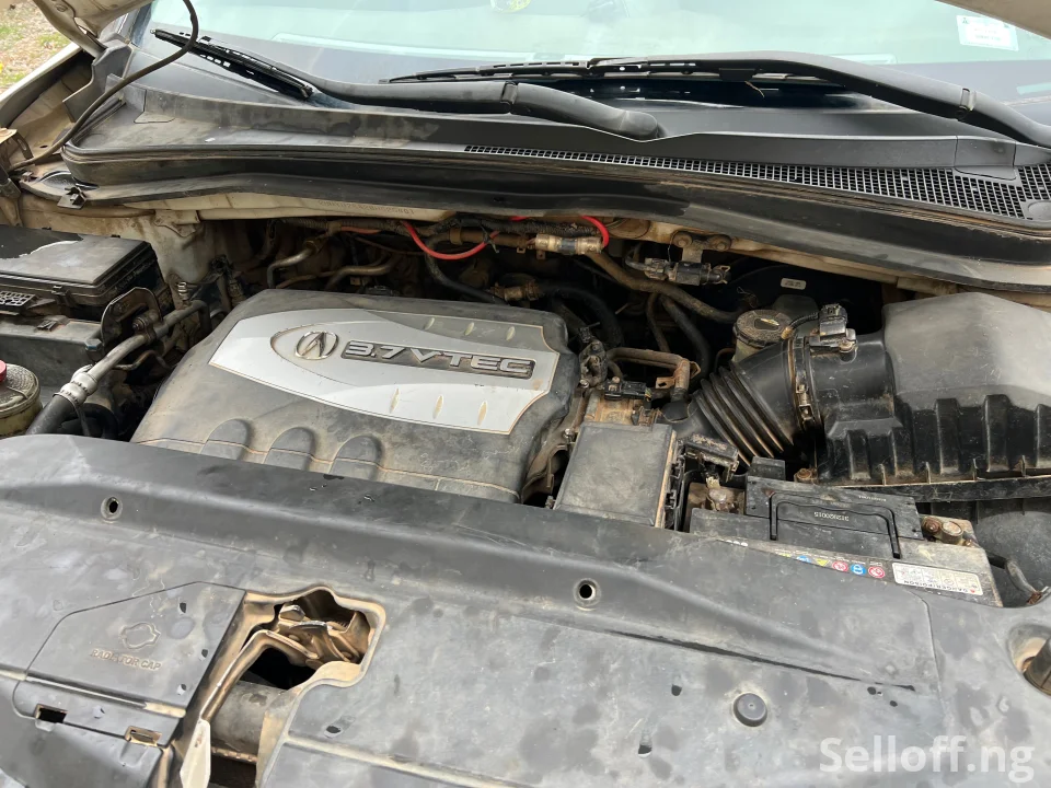 Neat Acura MDX SUV 4dr AWD (3.7 6cyl 5A) 2008 White