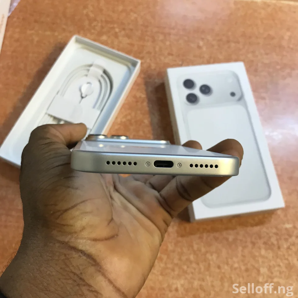 iphone 16 pro max dubai android version