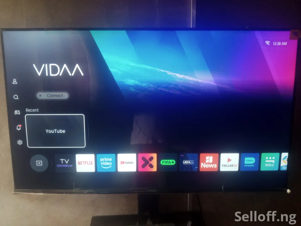 Hisense Framless Smart 43 inches