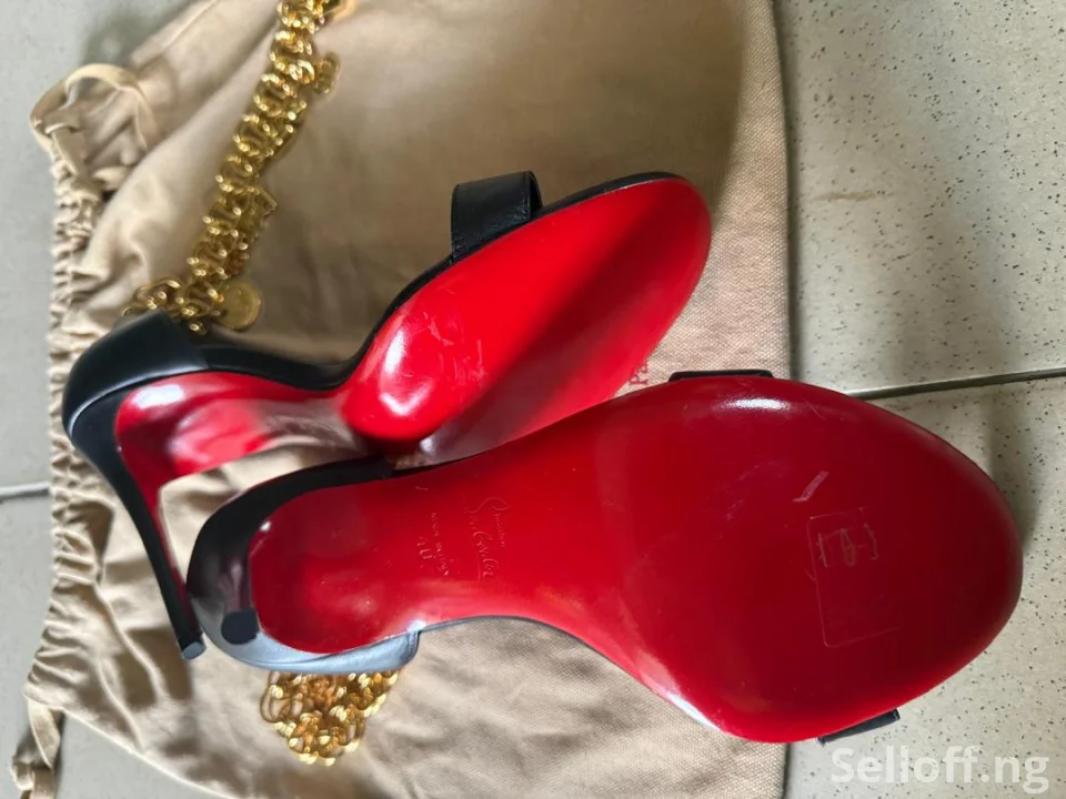 Luxury Black Chain Heel Sandals (Designer Style – Premium Quality)