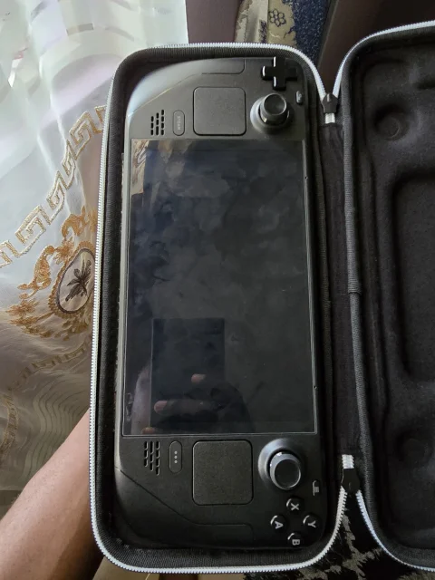 ? Steam Deck OLED (1TB) – Ultimate Portable PC Gaming! 9