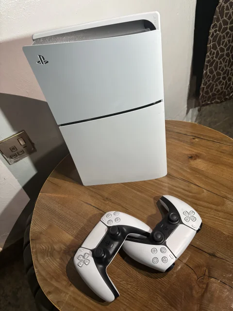 Sony PlayStation 5 slim 4