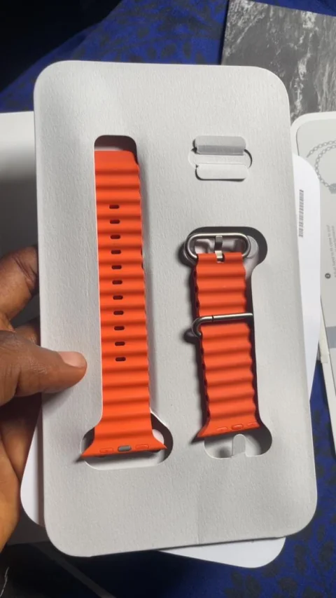 Apple Watch Ultra 2 4