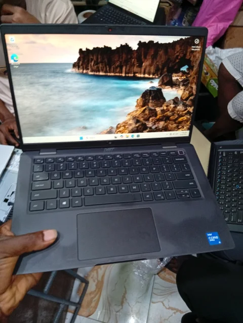 Dell 7420 Core i5 Laptop
