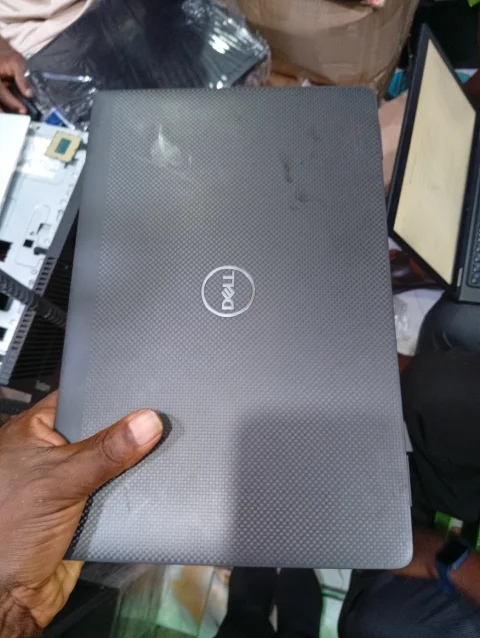 Dell 7420 Core i5 Laptop 3