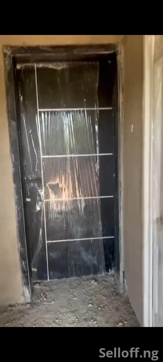 uncompleted 3 bed room bungalow