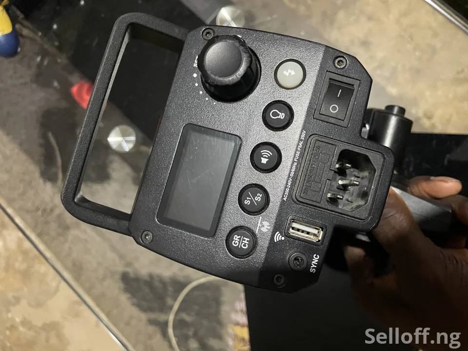 GODOX MS300 STUDIO STROBE