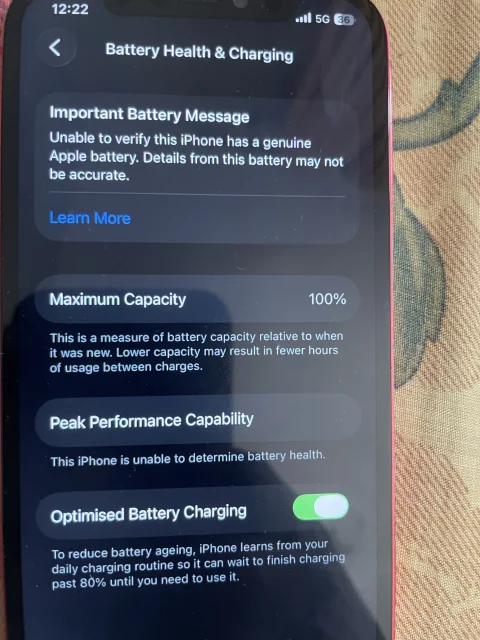 iPhone 12 128GB Red 8