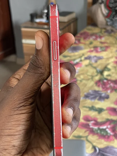 iPhone 12 128GB Red