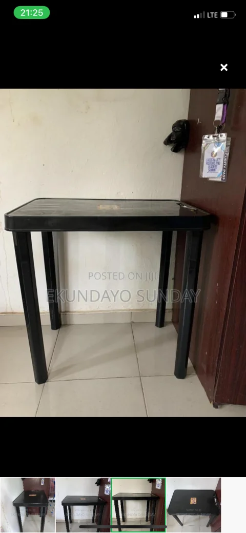 Plastic black table