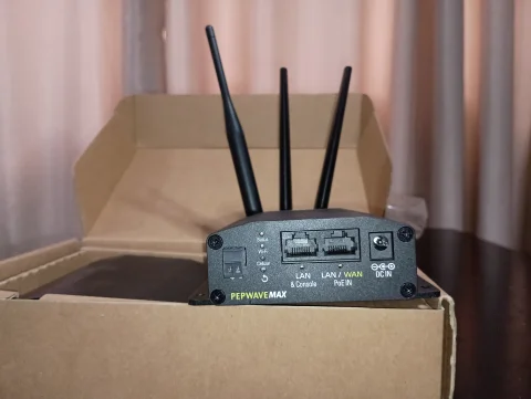 Peplink BR1 mini 4G router
